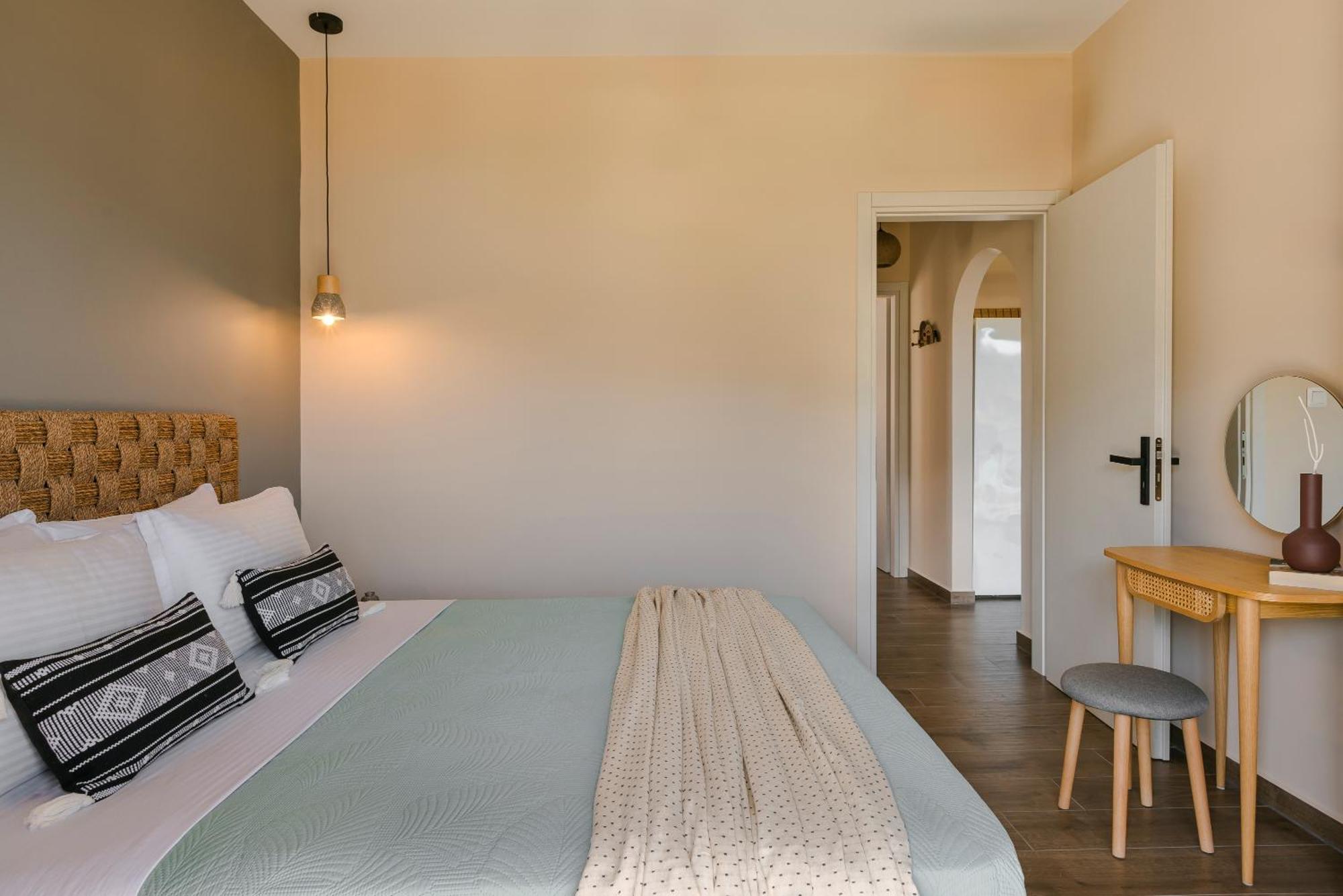 Azolaki Suites Room photo